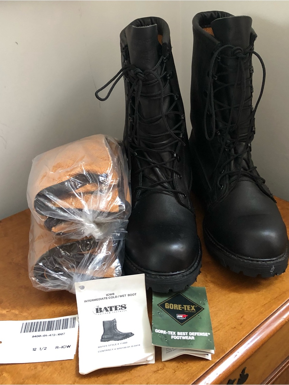 NWT Bates Gore-Tex Black Men's Tactical Lace-Up Boots